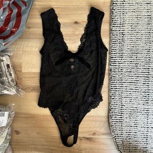 Victoria secret lace bodysuit small black with bow